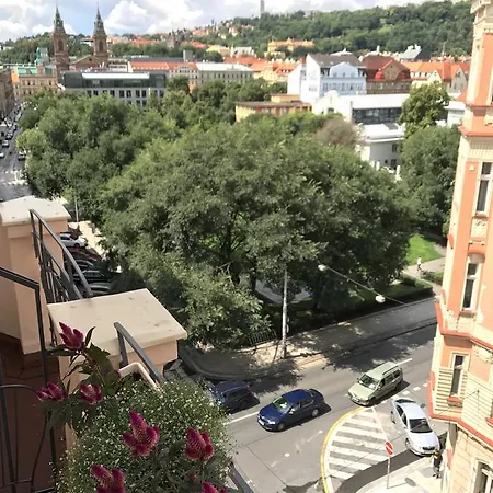 Διαμέρισμα Vista Riverside Andel Suites