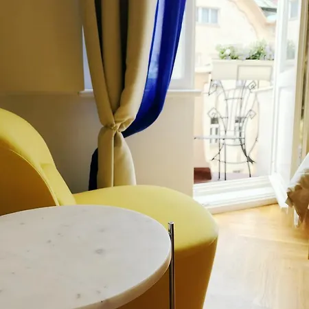 Vista Riverside Andel Suites Πράγα