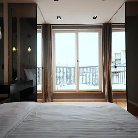 Διαμέρισμα Vista Riverside Andel Suites