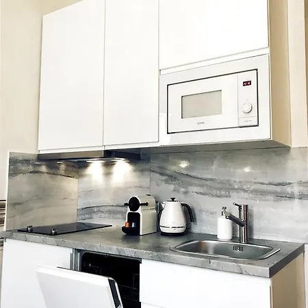 Vista Riverside Andel Suites Apartment Prague